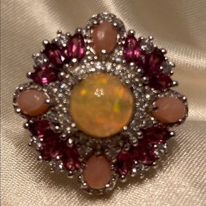 Mixed gemstone ring